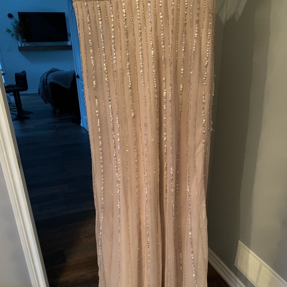 Beautiful Taupe Adrianna Papell Dress - Picture 5 of 8